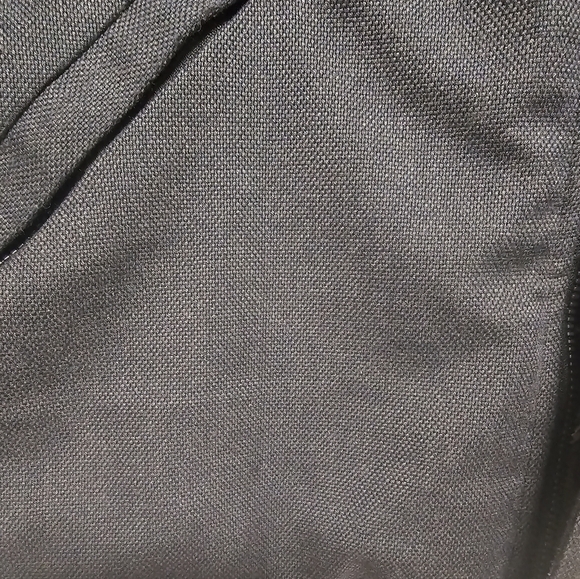 Lululemon Chilly Bomber *Black / Heathered Deep Coal - Picture 10 of 11